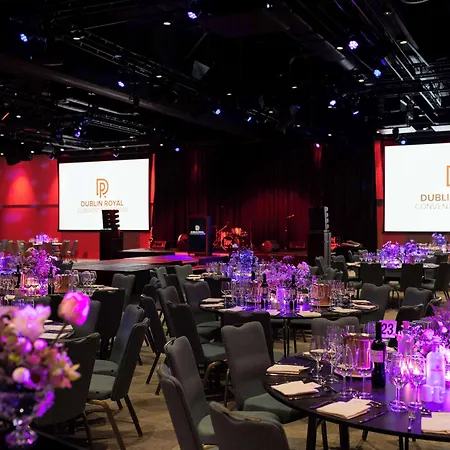 Radisson Blu Royal 4*