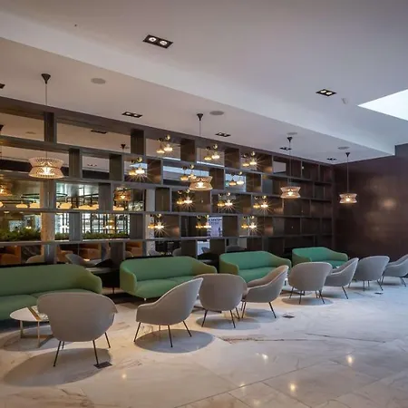 Radisson Blu Royal 4* Dublín