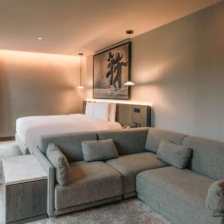 Отель Radisson Blu Royal