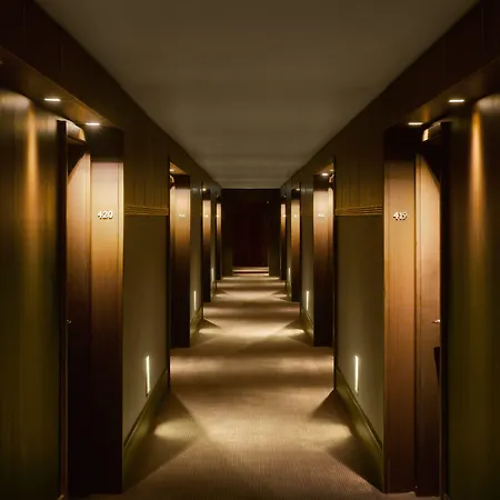 Ξενοδοχείο Radisson Blu Royal 4*